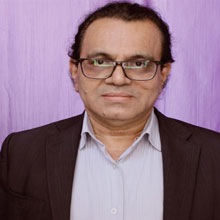  Dr. Gopakumaran Thampi ,   Principal