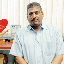 Dr. Tandon Kamal,Director