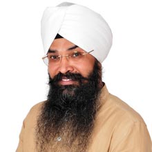 Acharya Dhanwant Singh,Founder & Chancellor