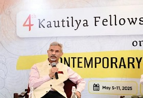 Jaishankar Highlights India's Rising Capabilities at Kautilya Fellows Meet