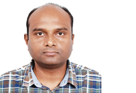 Viji Raj (AVP) &  Kamal Wodhera(CEO), TCY Online